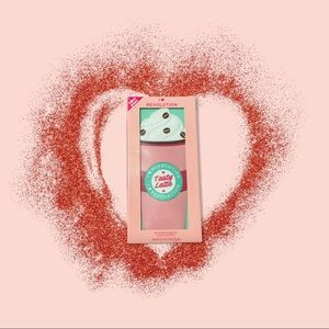 I love Revolution Tasty Latte 💗